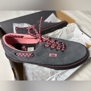 Vans x Zhao Zhao Year Of The Rat Size 6